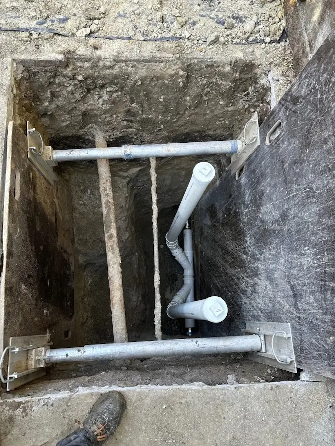 Experienced plumber completing Drain Cleaning work in Vail